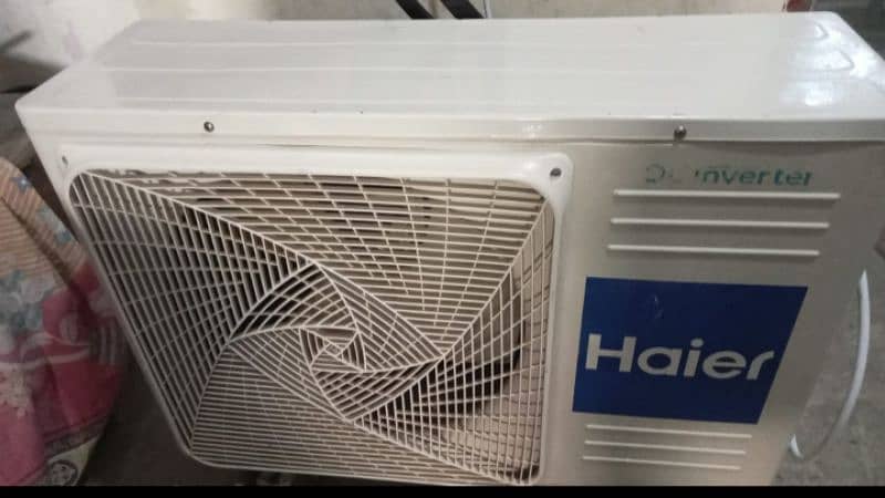 Brend New Condition Haier DC inverter 1 Ton 2