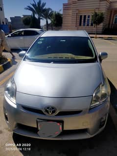 Toyota Prius Alpha 2010