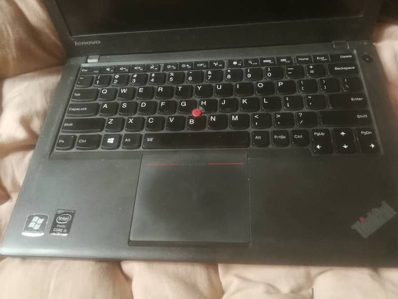 Lenovo Thinkpad core i5 4th Gen, 8GB Ram 128GB SSD. . 0.3. 0.2. 0.7. 7.0227 4