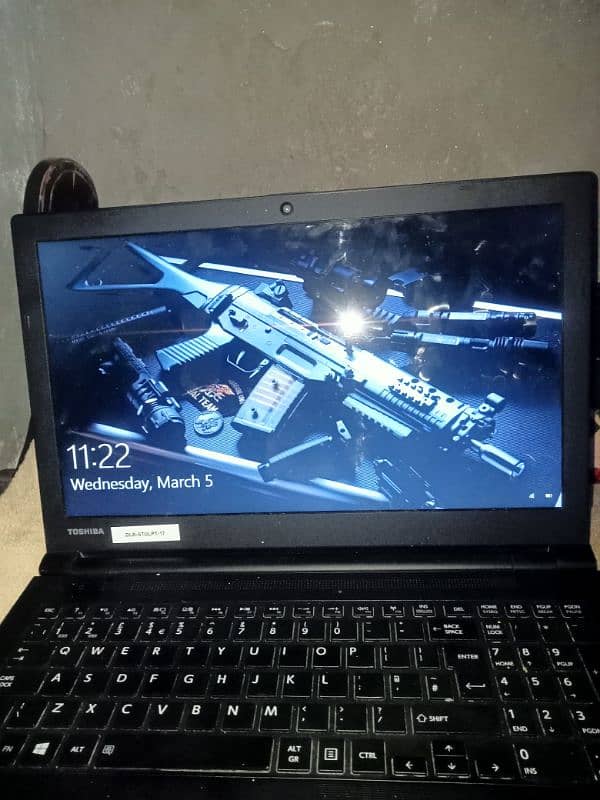 Toshiba laptop best condition window 10 2