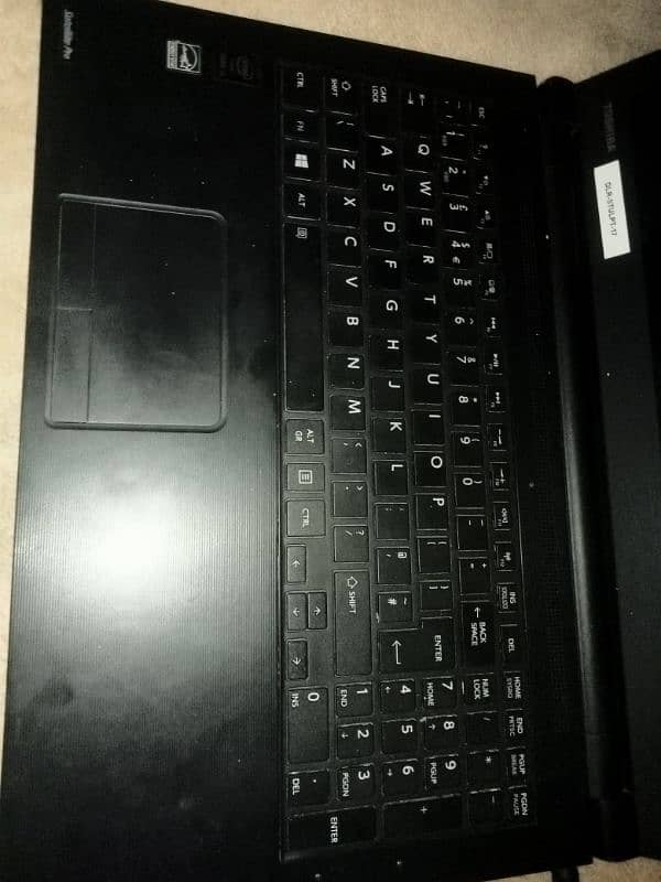 Toshiba laptop best condition window 10 4