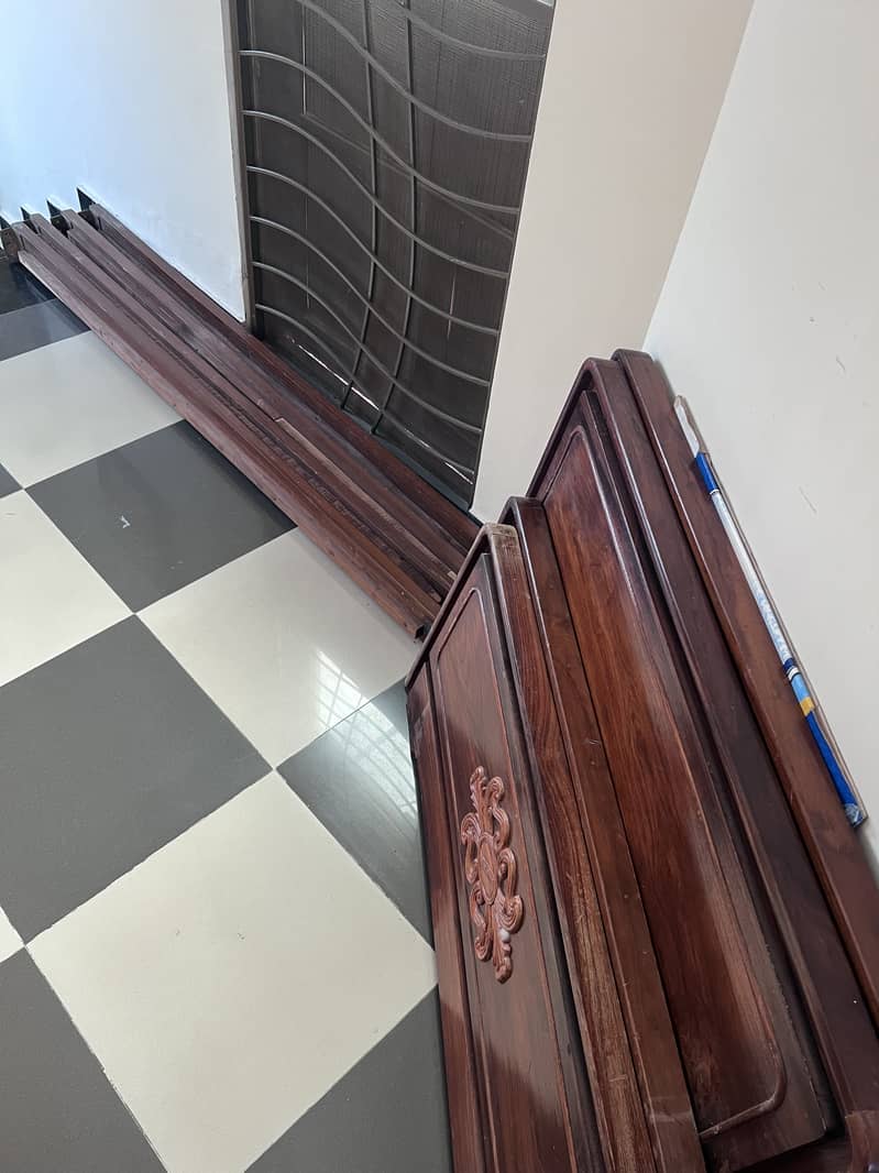 Solid Sheesham Wood single beds for sale 2