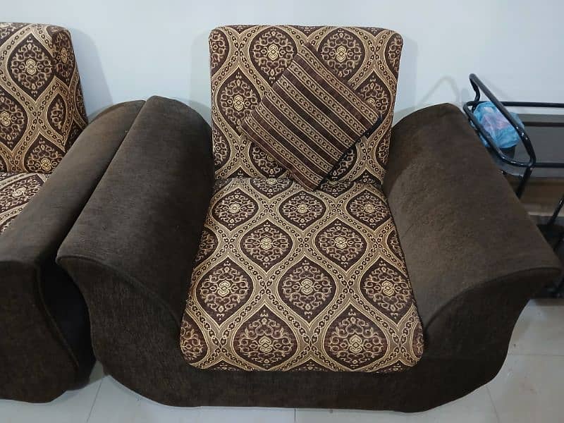 9 Seater Sofa Set (7 Seater + 2 Seater) 1