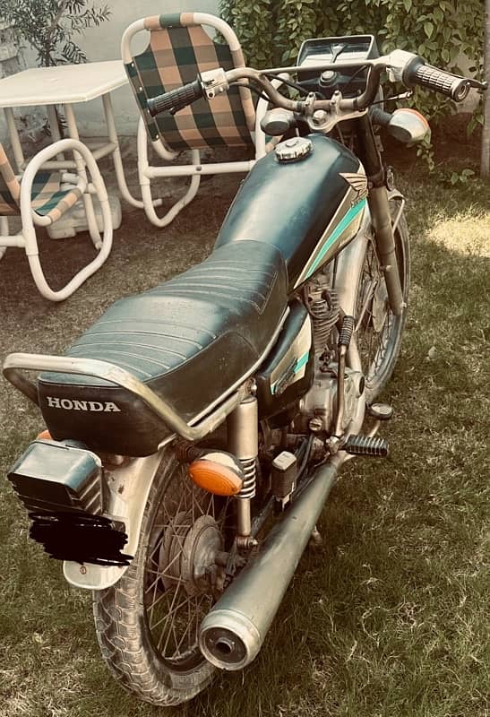 HONDA 125 2001 Total Original condition Sigal owner or complete papers 2