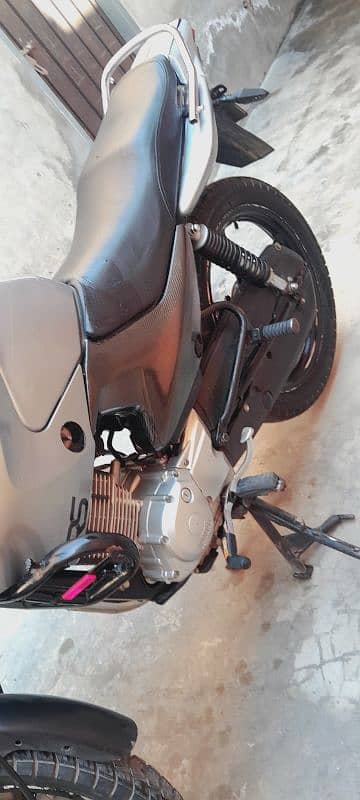 yamaha YBR Totally genuine 2017 model 6