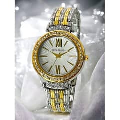 Women's Quartz Analog Watch with Chain Strap