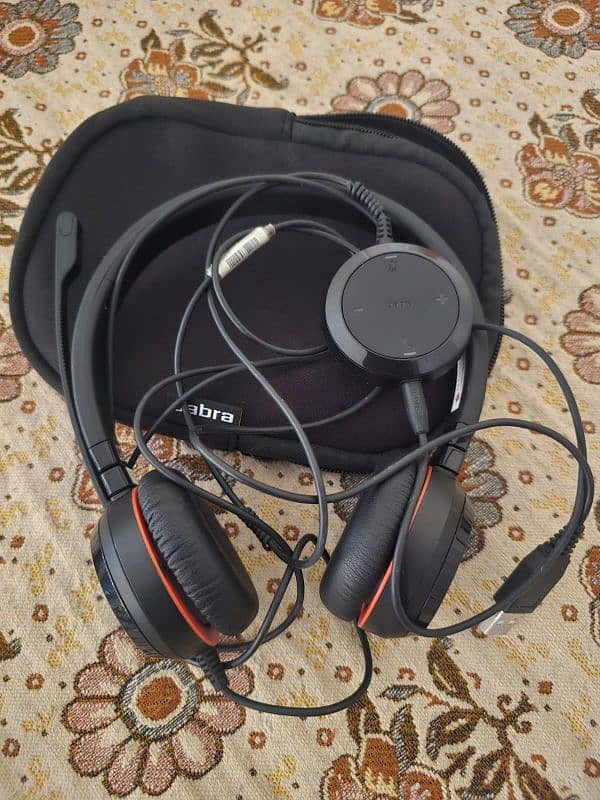 Title : Jabra Evolve 30 USB Headset 0