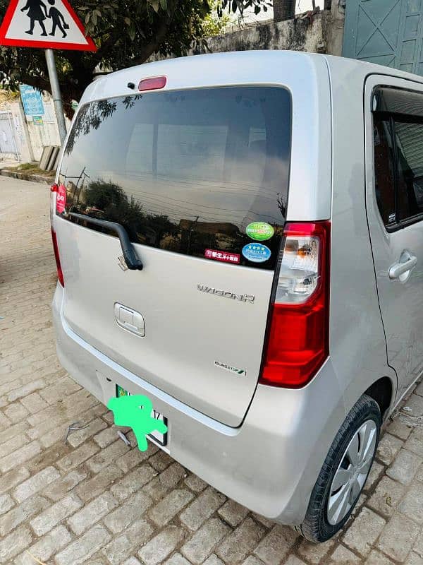 Suzuki Wagon R 2017 1