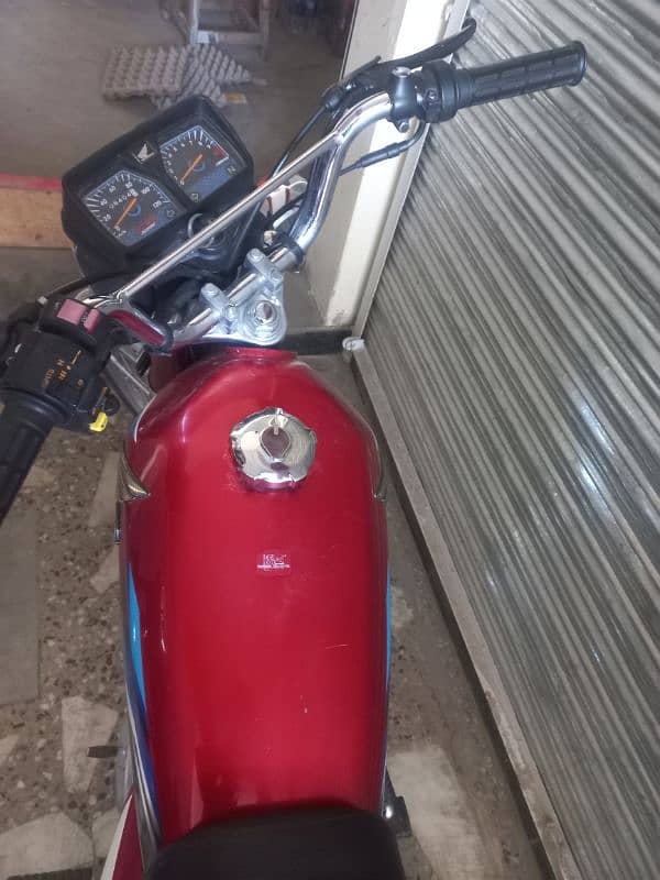 honda 125 24 model num ni. laga hua 2