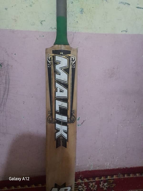 MB MALIK ORIGNAL BAT GOLDEN ADITION 3