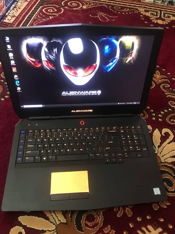 ALIEWARE 17 R3 980M 8GB 2