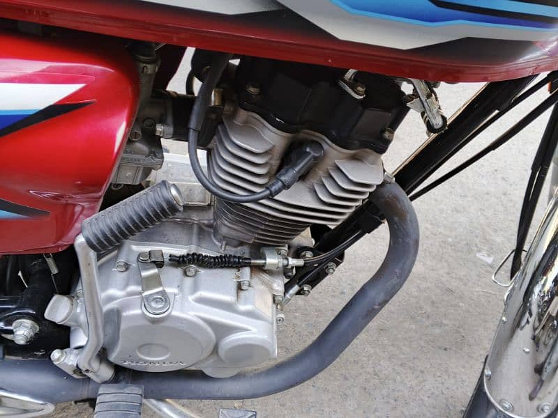 Honda 125 is very good condition 4