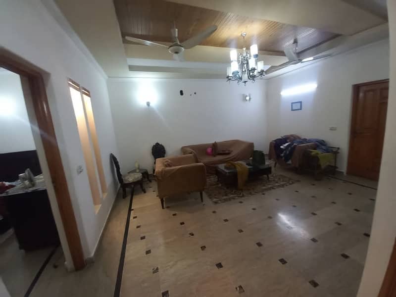 10 Marla 2 Bed Superb Upper Portion Is For Rent In Wapda Town E-2 Block 13