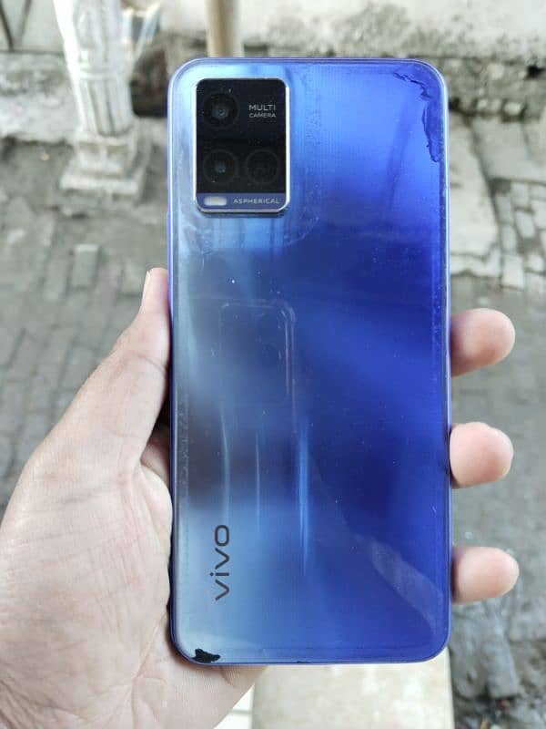 Vivo Y21A 4+1/64 With box Only 1