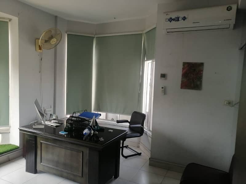 04 MARLA FURNISHED OFFICE FIRST FLOOR EXCELLENT LOCATION 1