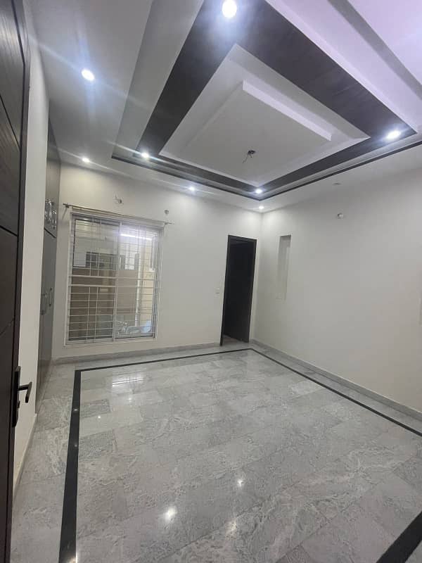 10 Marla House For Rent Lower Portion In Tip Society Lhr. 11