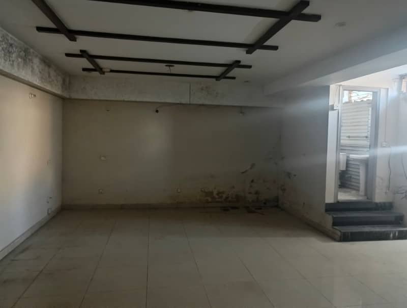 4 Marla Basment Office For Rent In DHA Phase 4,Block DD, Lahore. 3