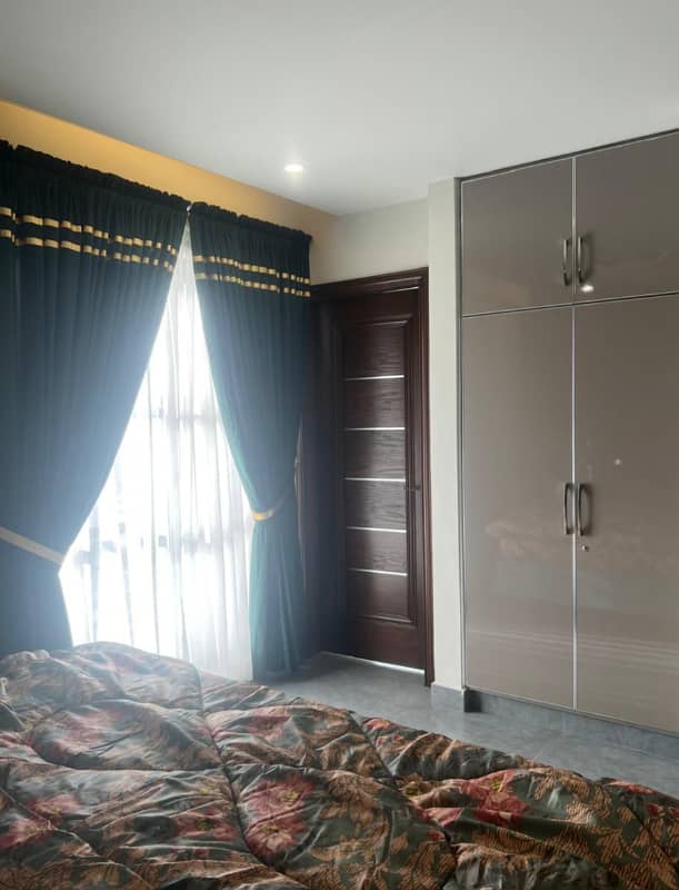 1 Bedroom Fully Furnished Flat Available For Rent In Sector D Bahria Town Lahore 3