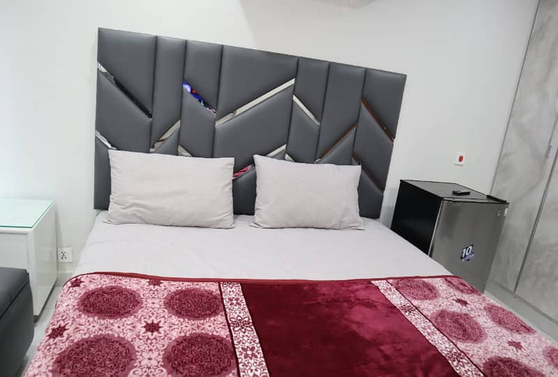 Studio Fully Furnished Flat Available For Rent In Sector C Bahria Town Lahore 3