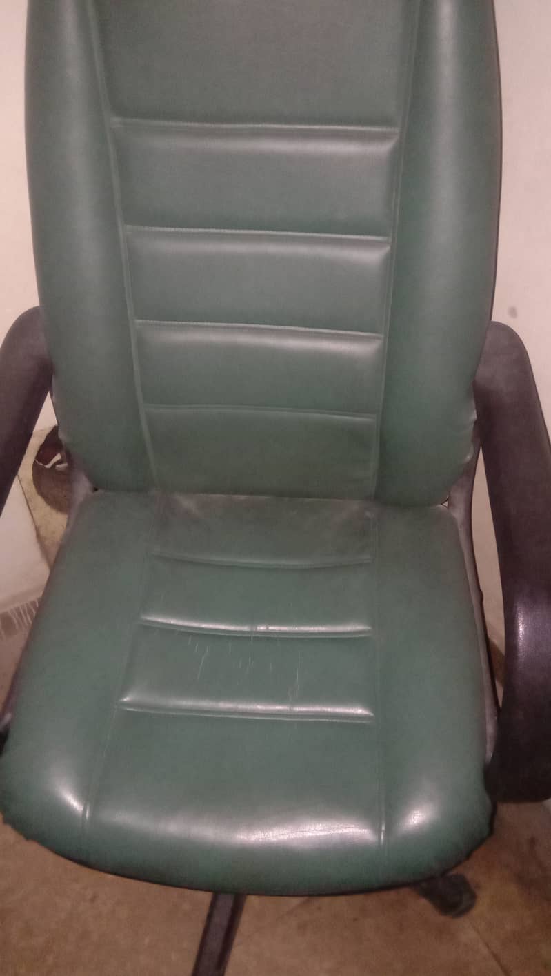 Office chaire for sale 1