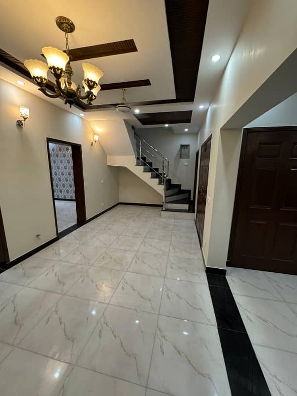 5 MARLAY HOUSE AVAILABLE FOR SALE TARIQ Grand 4