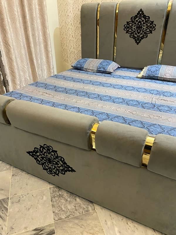 Double king size bed for sale 4