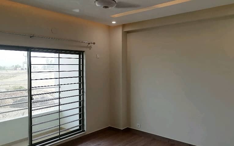 Ideal Flat In Lahore Available For Rs. 35000000 8