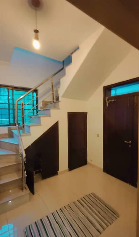 10 Marla Slightly Used House Available For Sale In Sukh Chayn Garden Near Bahria Town Lahore 2