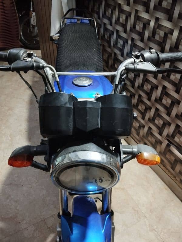 Yamaha yb125z 3