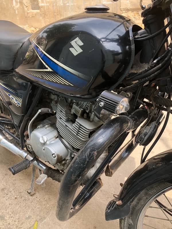 Suzuki gs 150 6