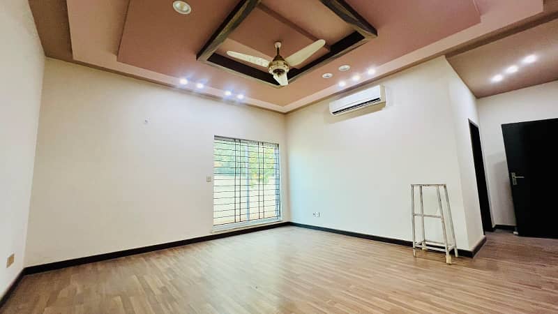 1 Kanal Beautiful House Available For Rent In Lake City Sector M1 12