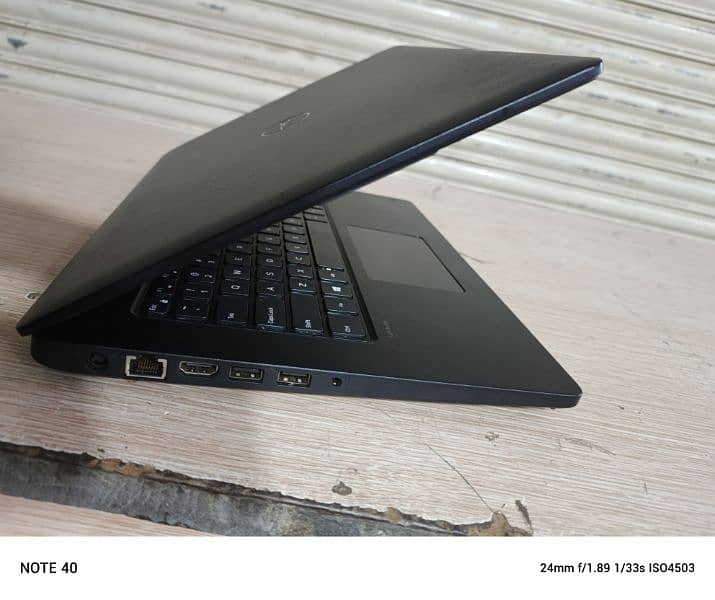 Dell latitude i3 7th generation 3