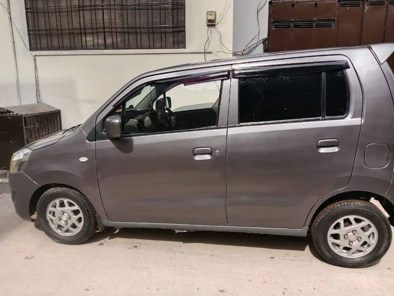 Suzuki Wagon R 2018 6