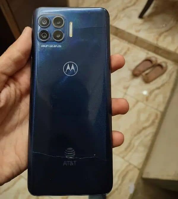 moto one 5g 1