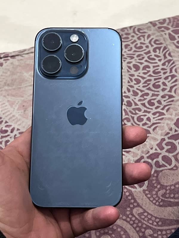 I phone 15 pro. . Blue colour. . 512 GB F/U 2