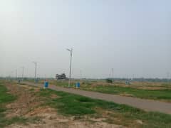 1 kanal plot for sale in DHA phase 7 in reasonable price