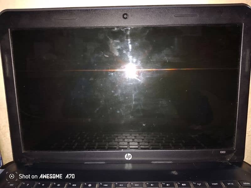 HP Core I3 Generation 4 model 2019 Ram 4 Memory 512 4