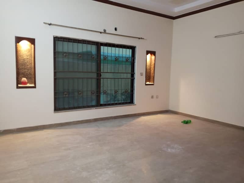 1 Kanal House For Rent Lower Portion In E-Block Valencia Town Lhr. 6