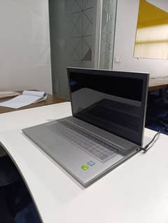 HP ENVY 17, Intel Core i7 8th Gen