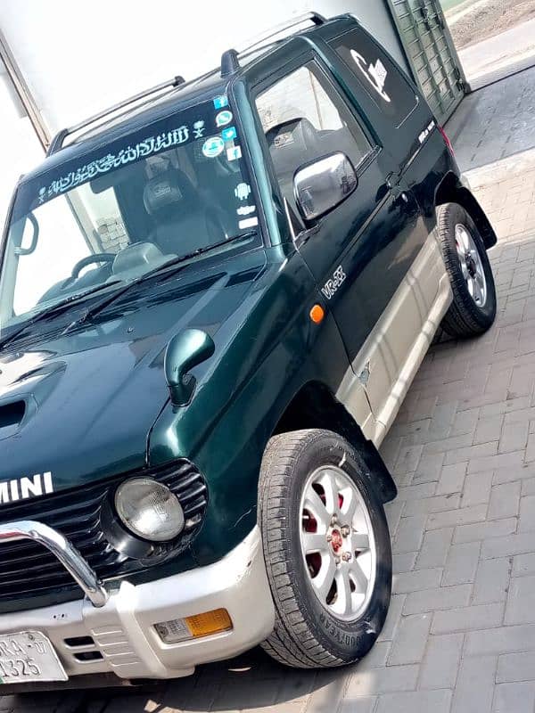 Mitsubishi Pajero Mini 2007 4