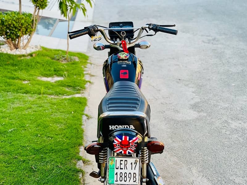 Honda CG 125 (2017) Model Black Edition For Sale 6