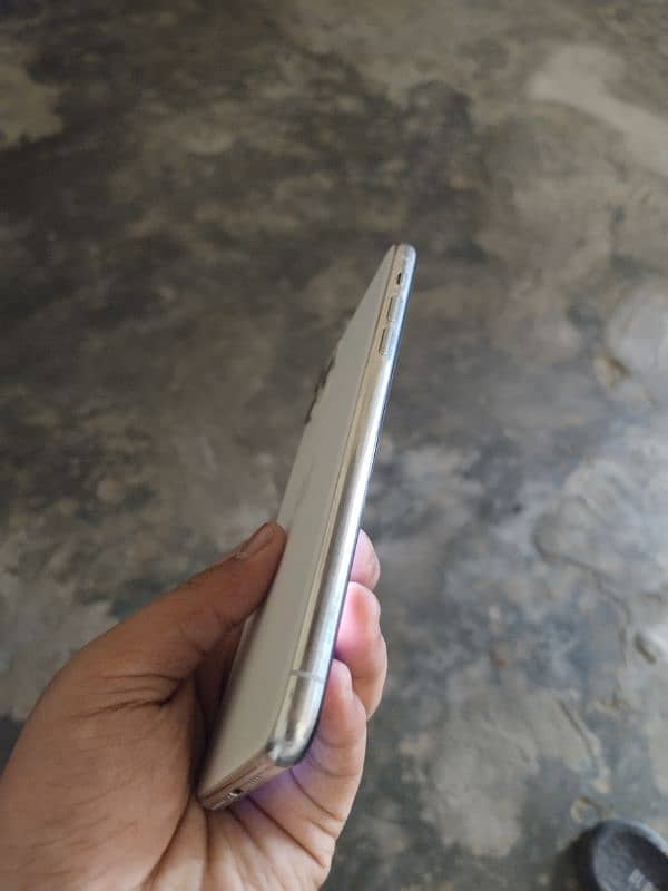 iPhone 11 Pro Max 256Gb Non Pta 5