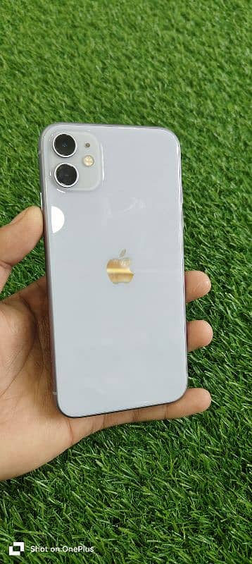 iphone 11       JV 64GB      03101873383 0