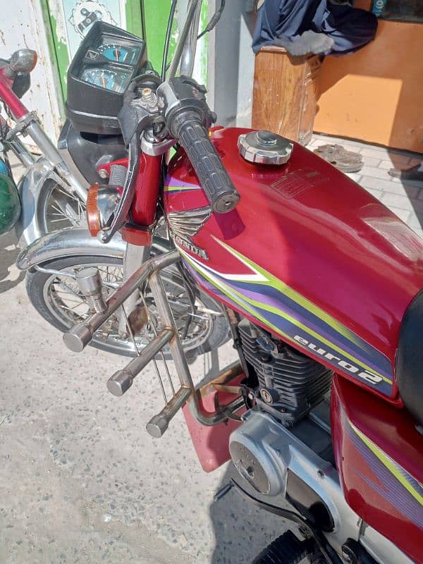 Honda 125  2017 model registration city Sargodha biometric availbe 5