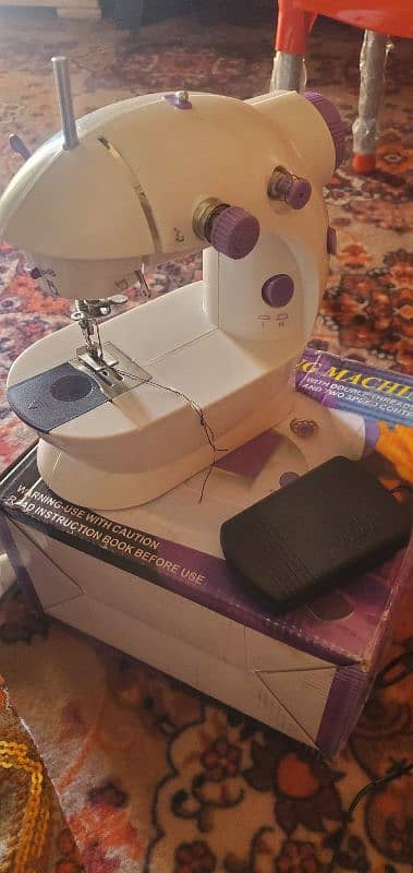 mini electric sewing machine 2