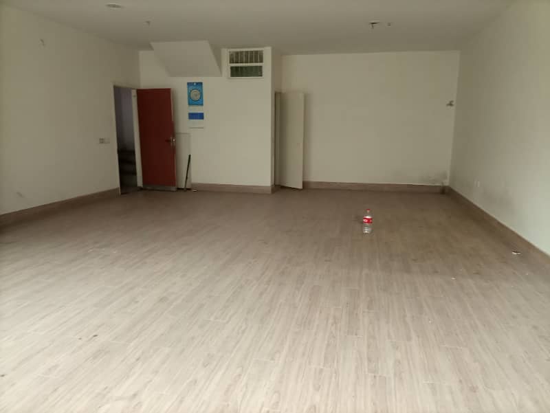 4 Marla 1st Floor Office For Rent In DHA Phase 1,Block G, Lahore. 1