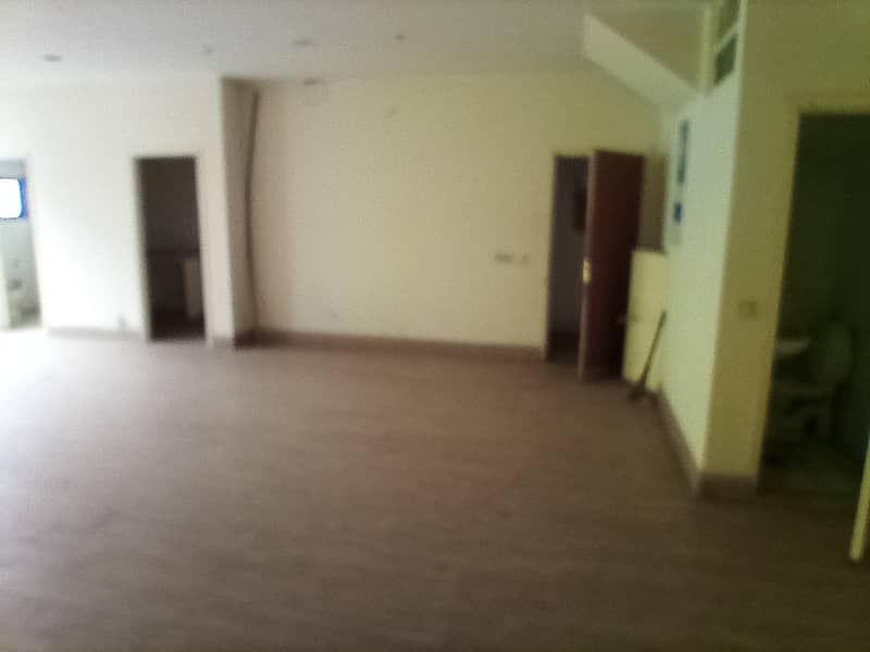 4 Marla 1st Floor Office For Rent In DHA Phase 1,Block G, Lahore. 12