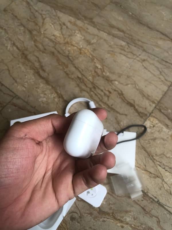 AirPods Pro 4