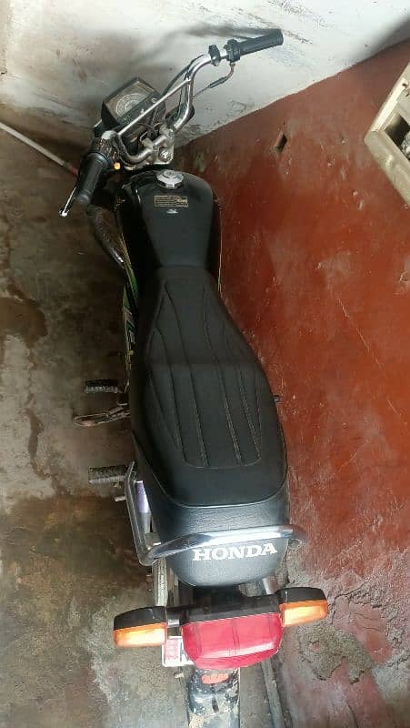 Honda CD 70 model 2023 original condition 5