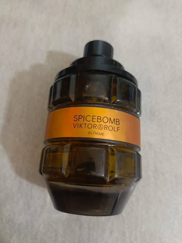 perfume bottle 0